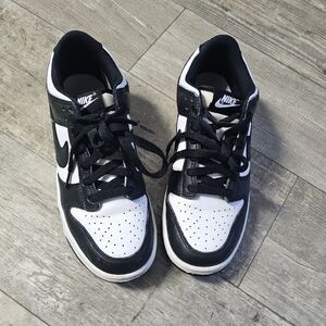NIKE Dunk Low